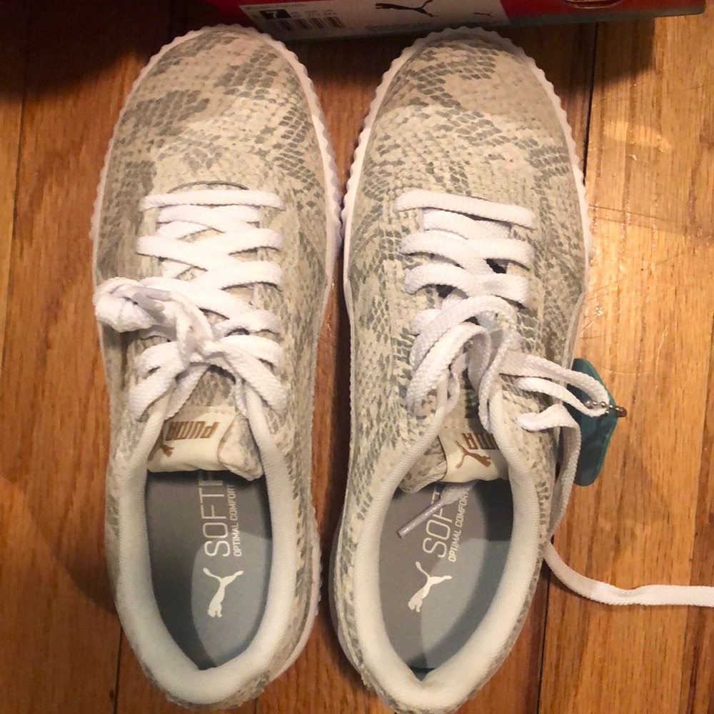 Puma carina snake lux womens sneakers